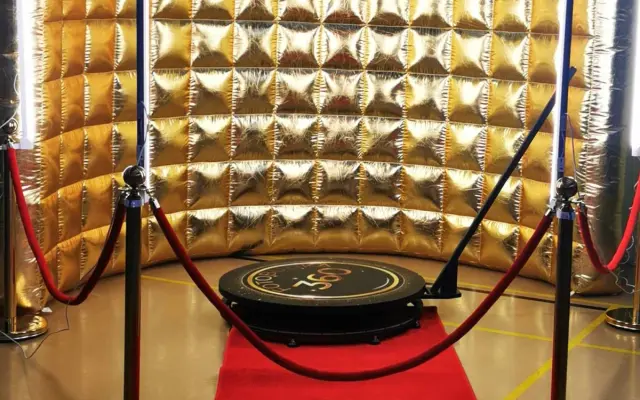 Wynajem Fotobudka 360 + Złota Ścianka