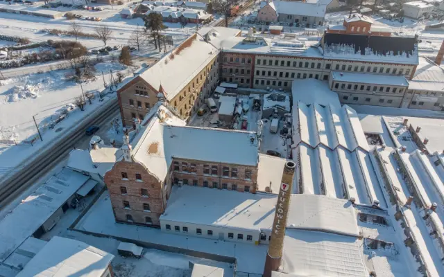 Wesele w fabryce porcelany